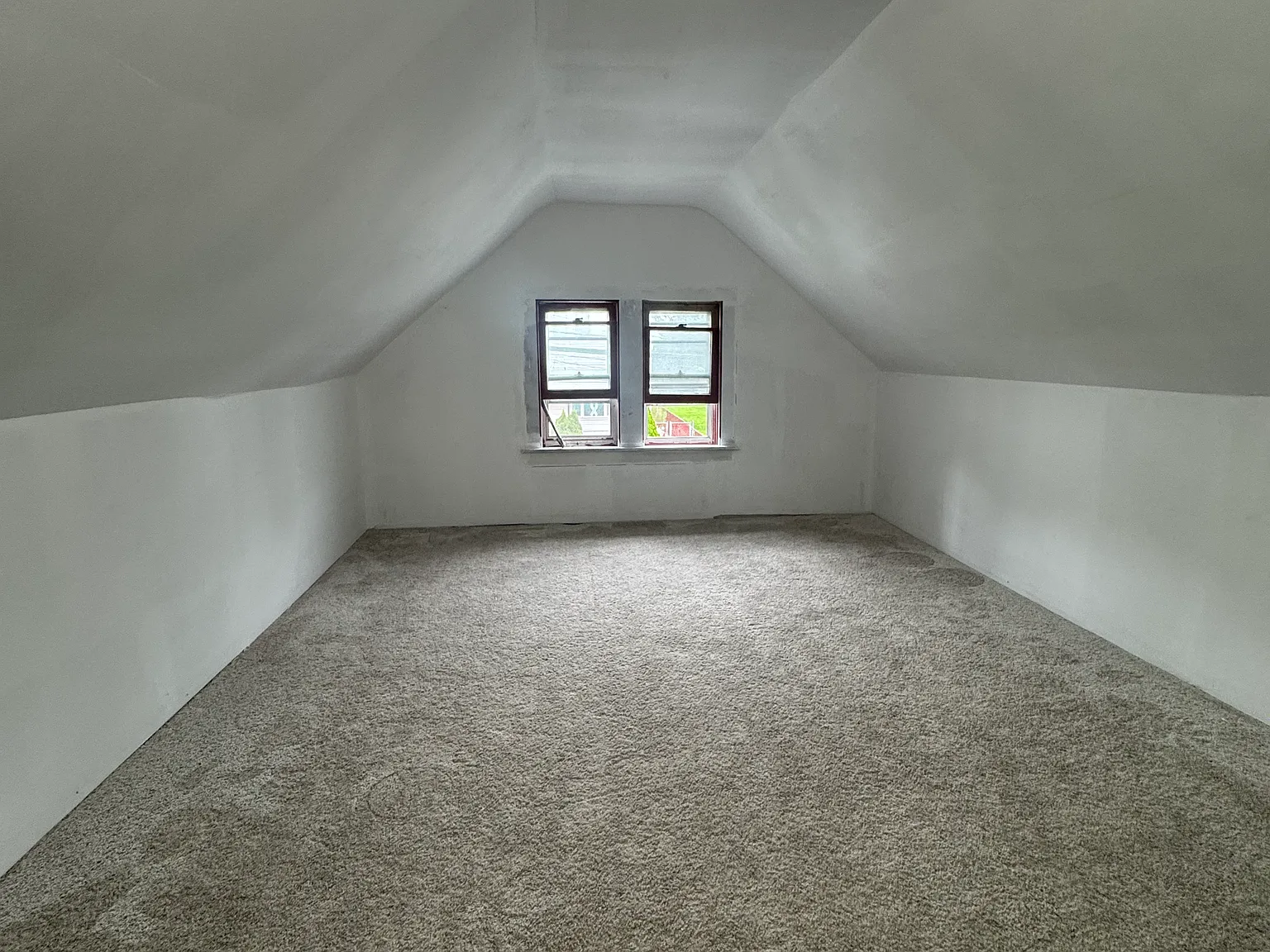 3 bed, $1,150 — Photo 4