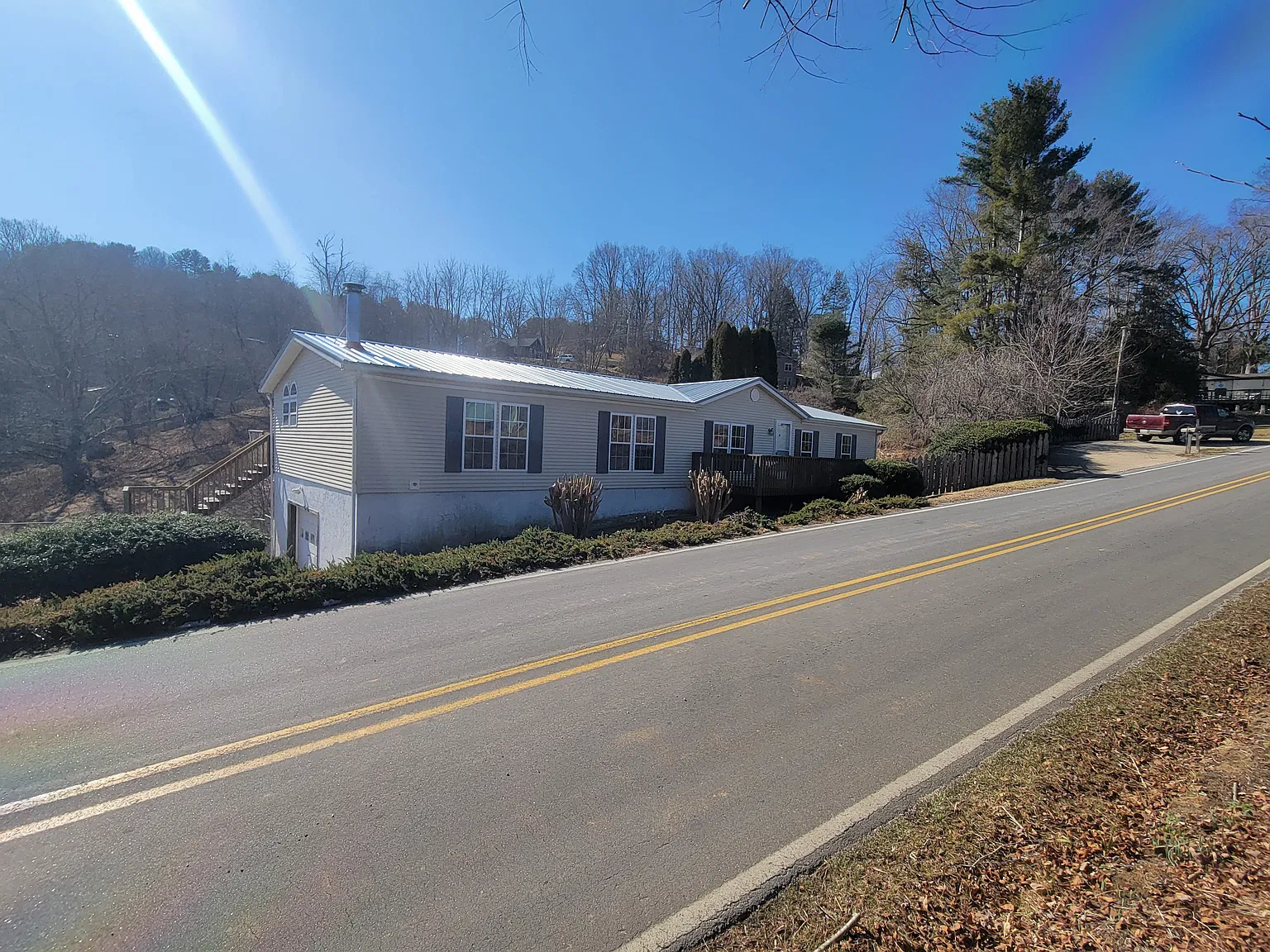 3 bed, 2.5 bath, 1768 sqft, $1,900 — Photo 2