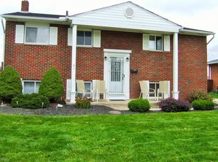 17064 Cambridge Blvd, Brookpark, OH 44142