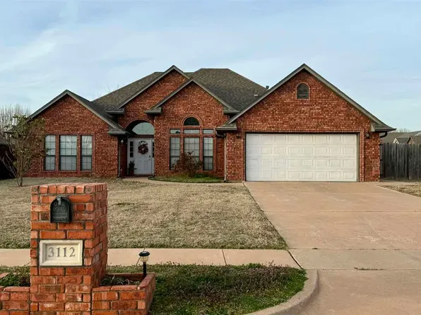 3112 NE Plymouth Rock Ave, Lawton, OK 73507
