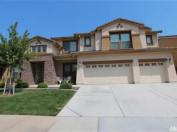 9733 Toscano Dr, Elk Grove, CA 95757