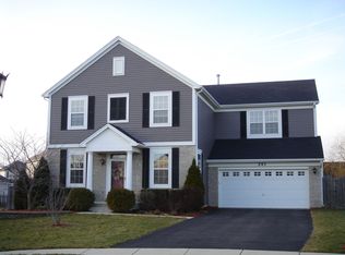243 Pleasant Plains Dr, St Charles, IL 60175