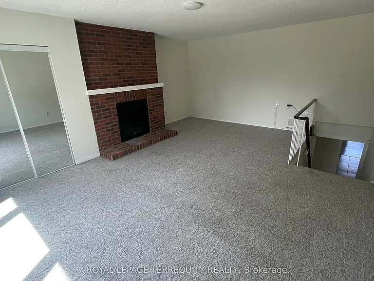 3151 Bracknell Cres — Photo 5