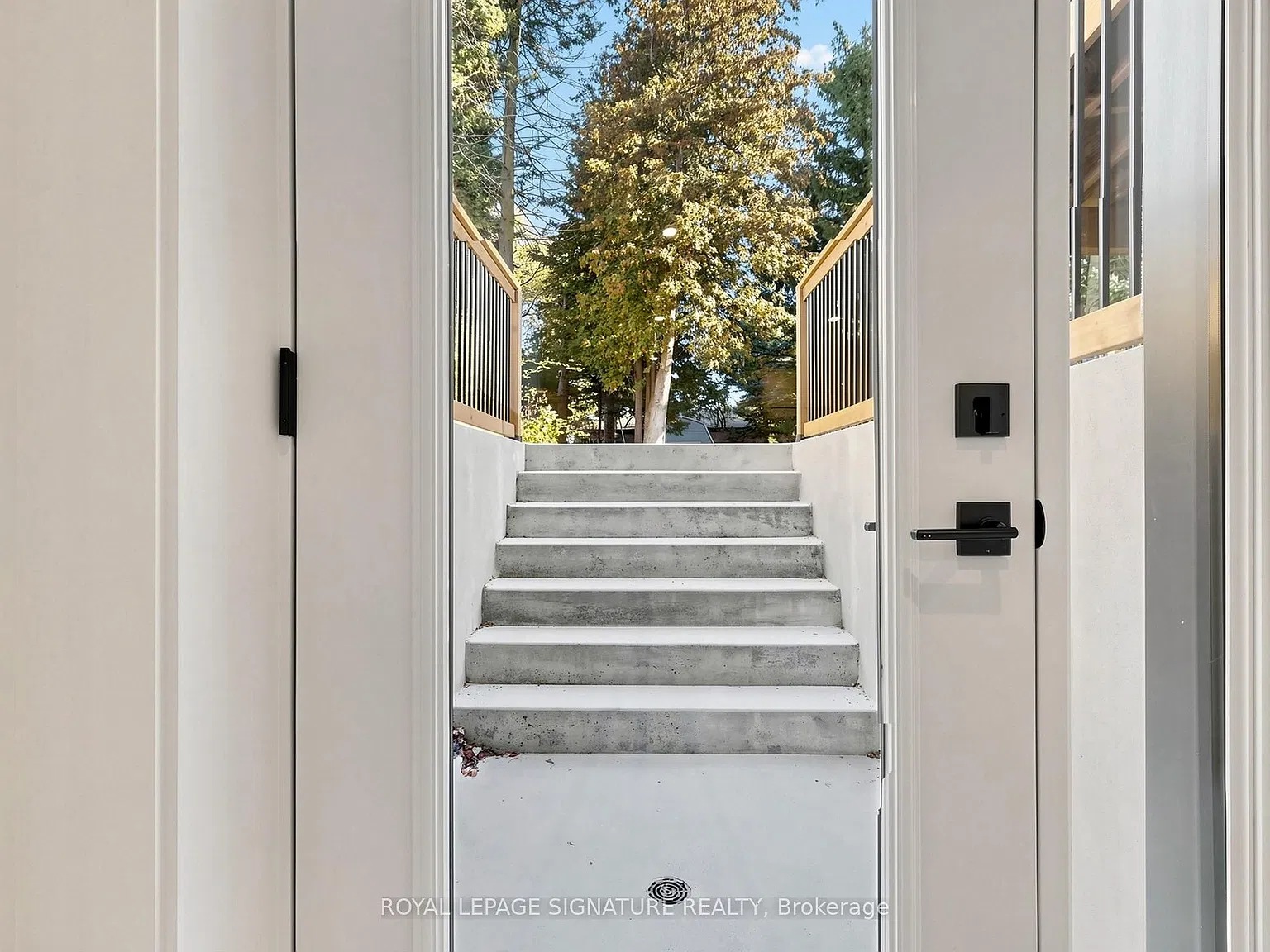 2 bed, $2,500 — Photo 3