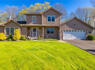 124 Windmill Trl, Rochester, NY 14624
