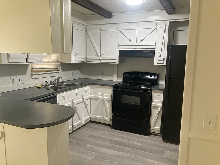 113 N 20th Ave #B — Photo 12