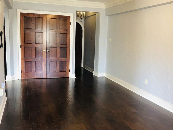 2nd image of 4804 Jefferson St APT 102