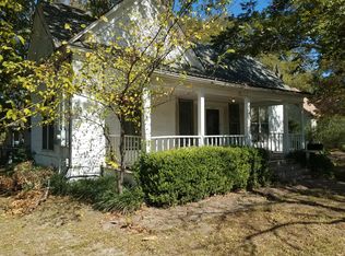 420 W 7th St, Bonham, TX 75418