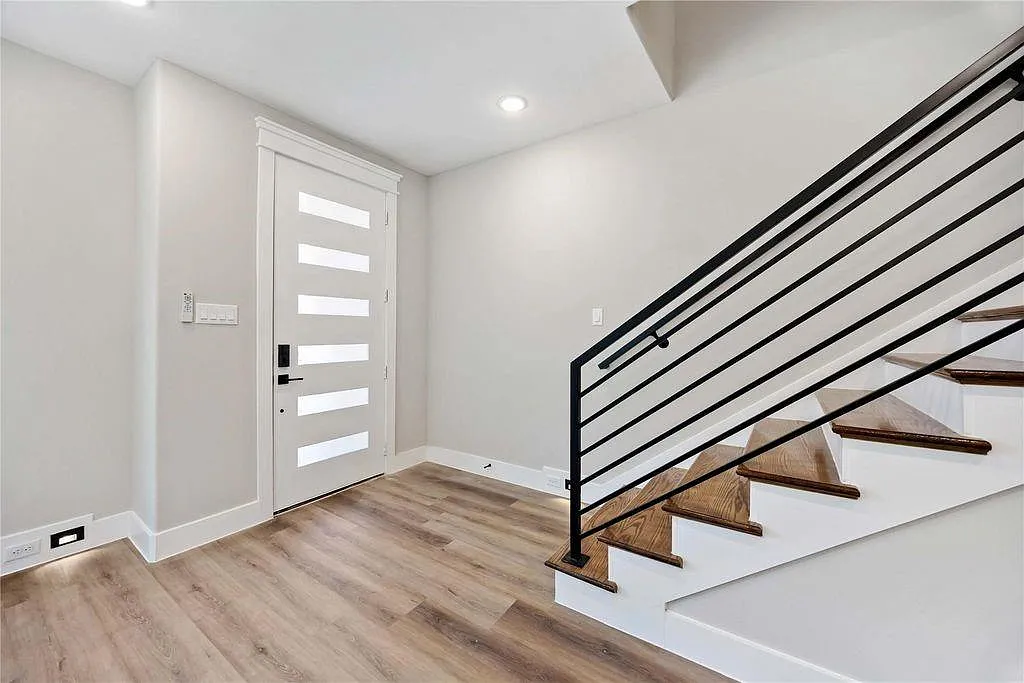 3 bed, 2.5 bath, 1433 sqft, $2,200 — Photo 4