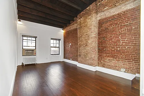 312 Bleecker St #3 Photo 1 312 Bleecker St #3 Photo 1