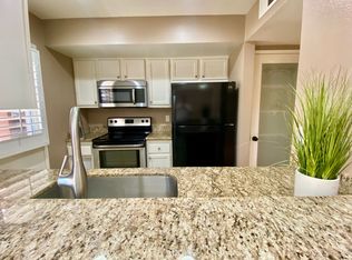 27466 Country Glen Rd, Agoura Hills, CA 91301