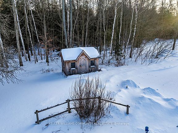 4th image of 769 Penryn Rd