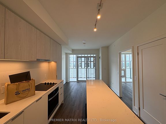 5th image of 89 Church St #4009