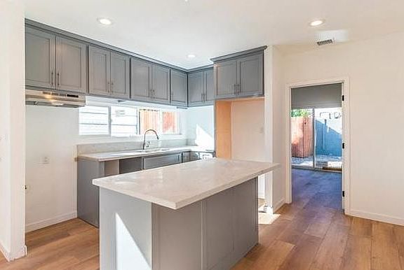 2nd image of 6047 Cleon Ave