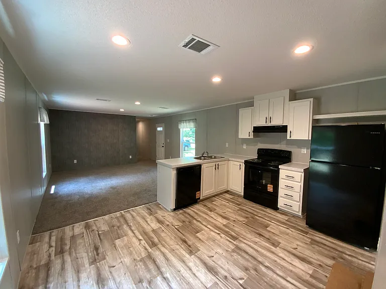 68 Chestnut Ln — Photo 10