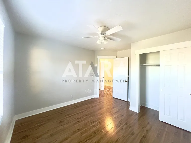 10912 S Poplar Brook Pl — Photo 31