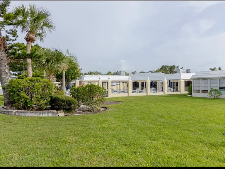 5888 Driftwood Pl — Photo 33