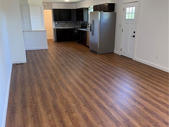 5th image of 7735 Barbara Ln