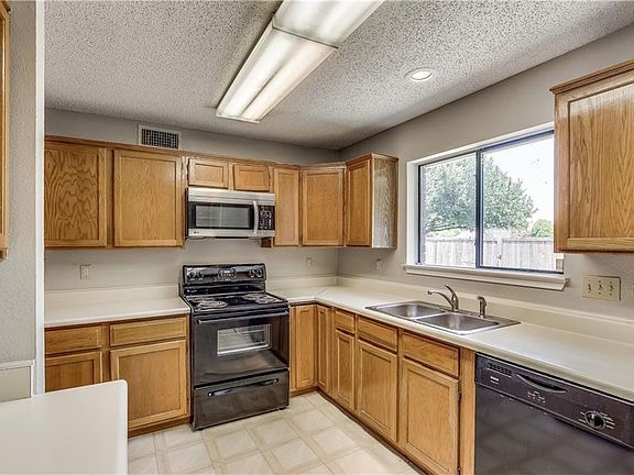 3rd image of 6808 Dalmation Cir