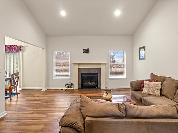 3rd image of 22050 Brehmer Ct