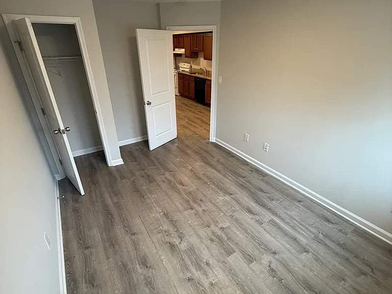 1921 Rosedale St NE #3 — Photo 17