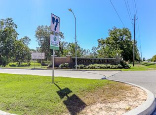 4003 Weston Dr, Weston Lakes, TX 77441