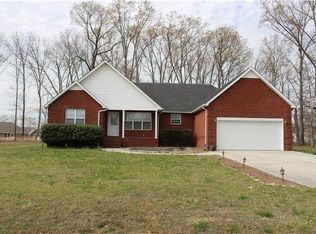 283 Hunt Creek Rd, Manchester, TN 37355