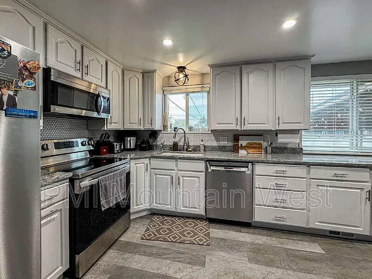 714 W 850 S — Photo 3