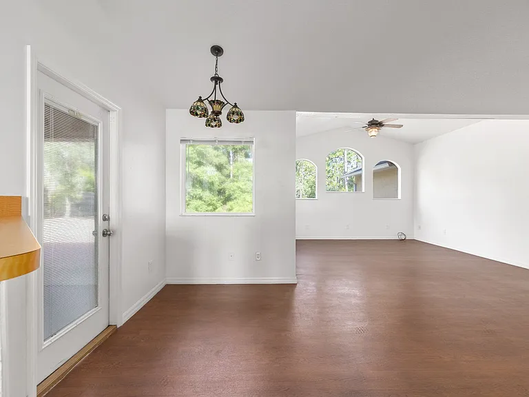 7860 SW 204th Ave — Photo 11
