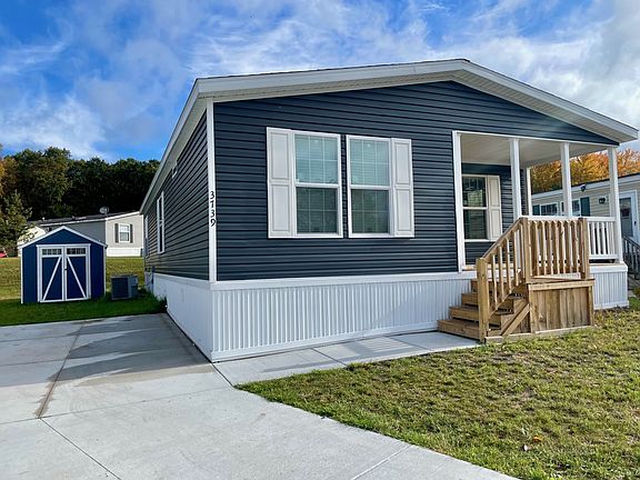 2nd image of 3739 Heathwood #329