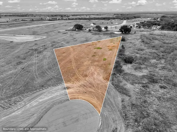33 Golden Thistle, Elm Mott, TX 76640