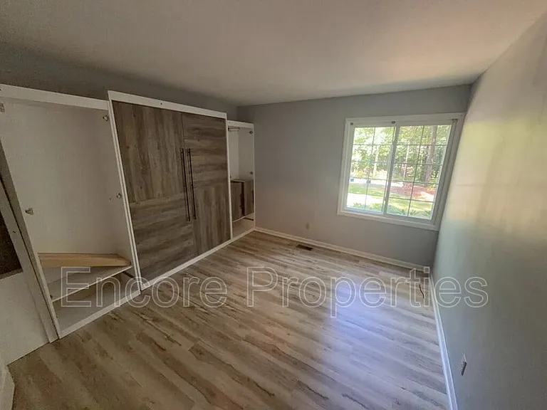 824 Hayden Ave — Photo 10