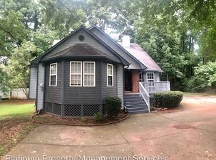 2061 Hunters Cove Dr, Lawrenceville, GA 30044