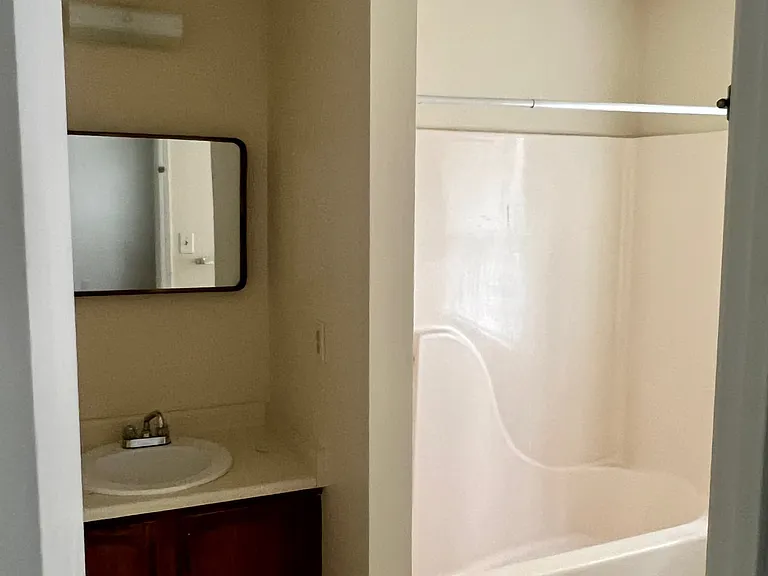 Furman Place Townhomes — Photo 28
