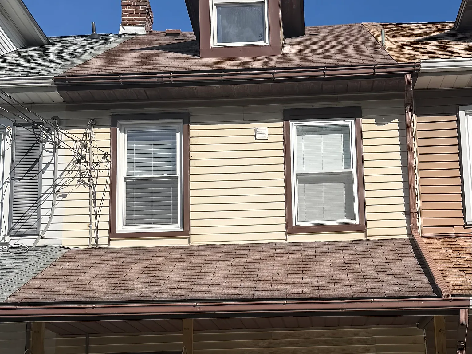 3 bed, 1038 sqft, $2,200 — Photo 1