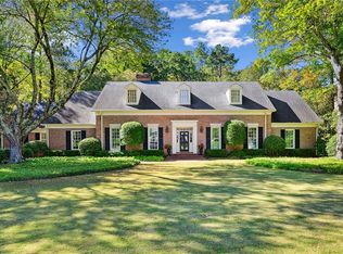 3828 Dumbarton Rd NW, Atlanta, GA 30327