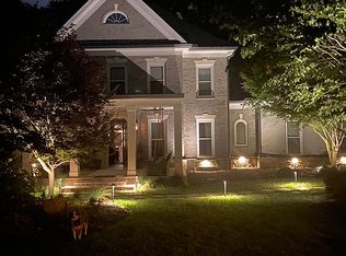 2 Walnut Trace Ct, Simpsonville, SC 29681