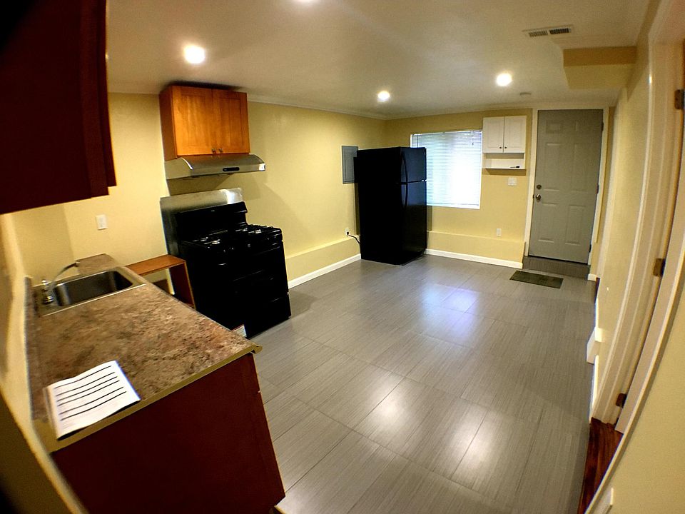 1st image of 73 Woodland Ave