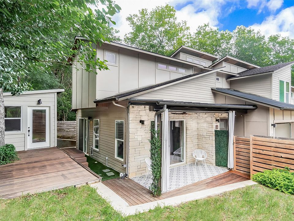 1st image of 3913 Valley View Rd #A