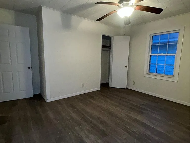 2018 N Avenue H — Photo 8