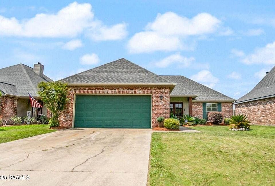 1st image of 106 Wild Rose Ln