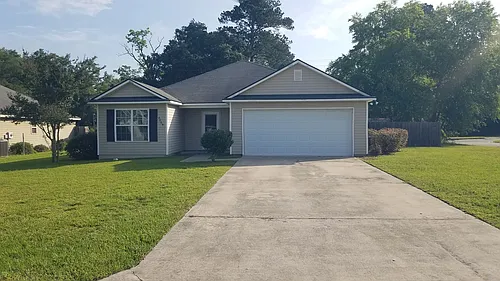 4664 Stonewall Cir Photo 1