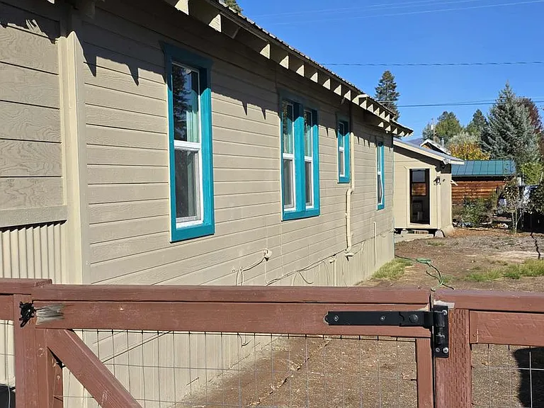 310 Fir St — Photo 2