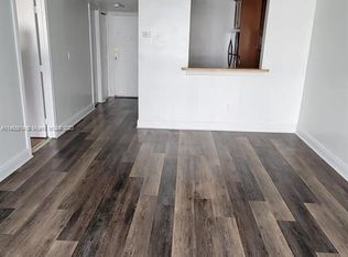 492 NW 165th Street Rd #310, Miami, FL 33169