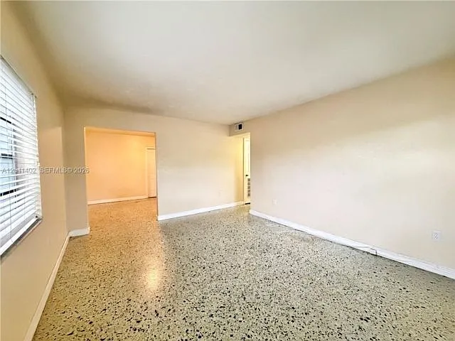 3 bed, 2.0 bath, $3,000 — Photo 3