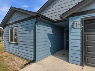 625 E Canterbury Ln, Colbert, WA 99005