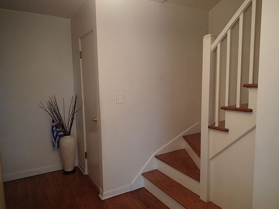 4th image of 3619 W Pratt Ave