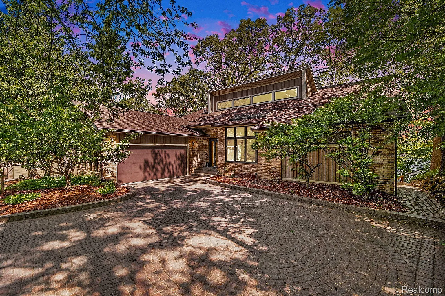 4445 Rolling Pine Dr photo 1