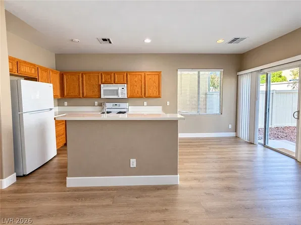 8432 Viansa Loma Ave, Las Vegas, NV 89149