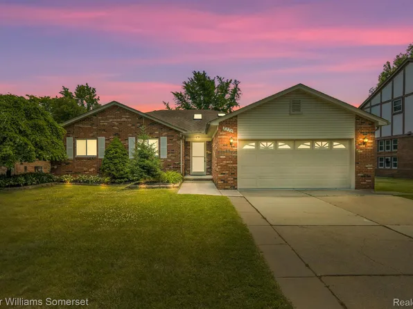 3376 Alderdale Dr, Sterling Heights, MI 48310